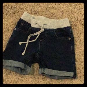 Justice mid thigh short